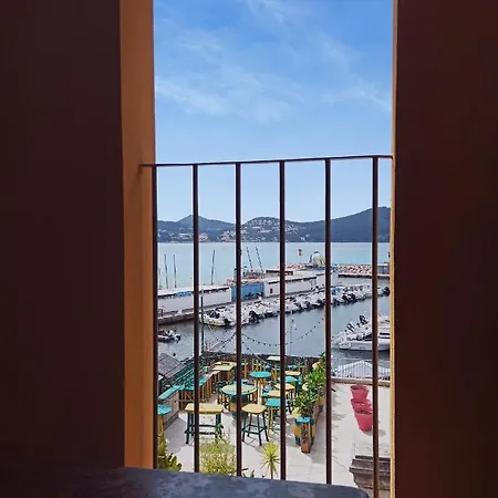 Alojamento de Acomodação e Pequeno-almoço ô Rêves Ailleurs *